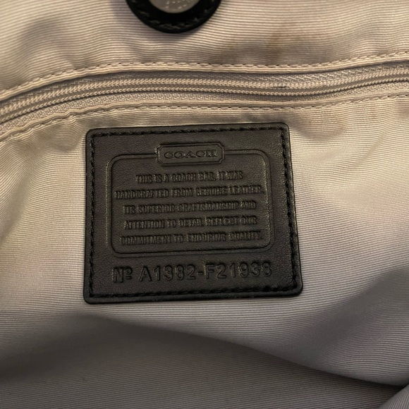 Black Leather Coach Shoulder Bag - Picture 4 of 11